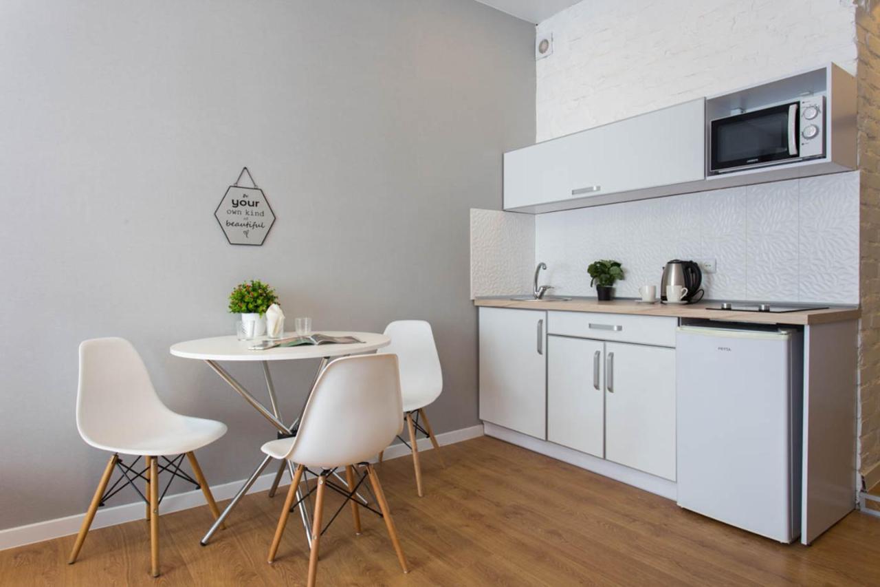 Modern Studio Beside Metro Yaroslava Mudroho, Universytet - Chernyshevska Str 95-7 Kharkov Ngoại thất bức ảnh
