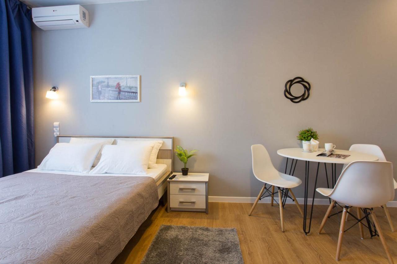Modern Studio Beside Metro Yaroslava Mudroho, Universytet - Chernyshevska Str 95-7 Kharkov Ngoại thất bức ảnh