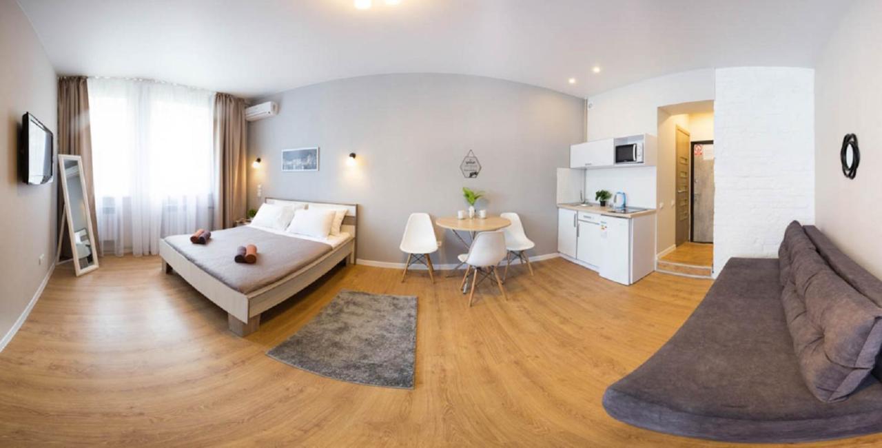 Modern Studio Beside Metro Yaroslava Mudroho, Universytet - Chernyshevska Str 95-7 Kharkov Ngoại thất bức ảnh