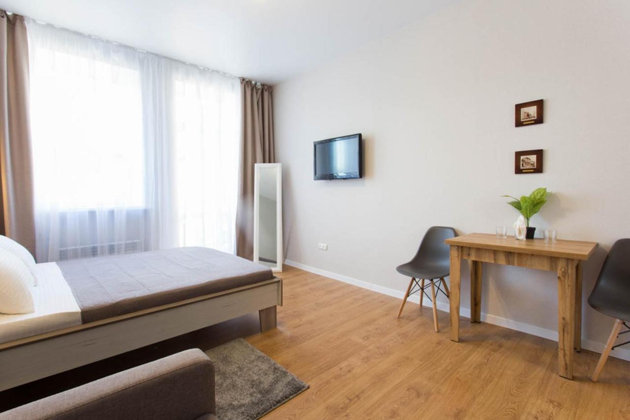 Modern Studio Beside Metro Yaroslava Mudroho, Universytet - Chernyshevska Str 95-7 Kharkov Ngoại thất bức ảnh